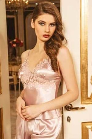 Kadın Saten Gelin Çeyiz Seti Pudra