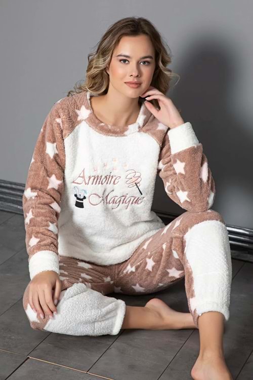 Kadın Peluş Pijama Takım Sütlü Kahve