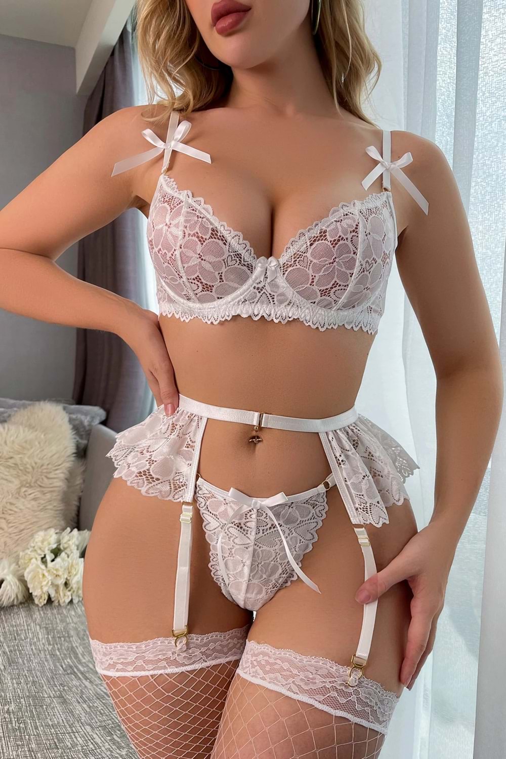 Kadın Fantezi Jartiyer Takım Beyaz